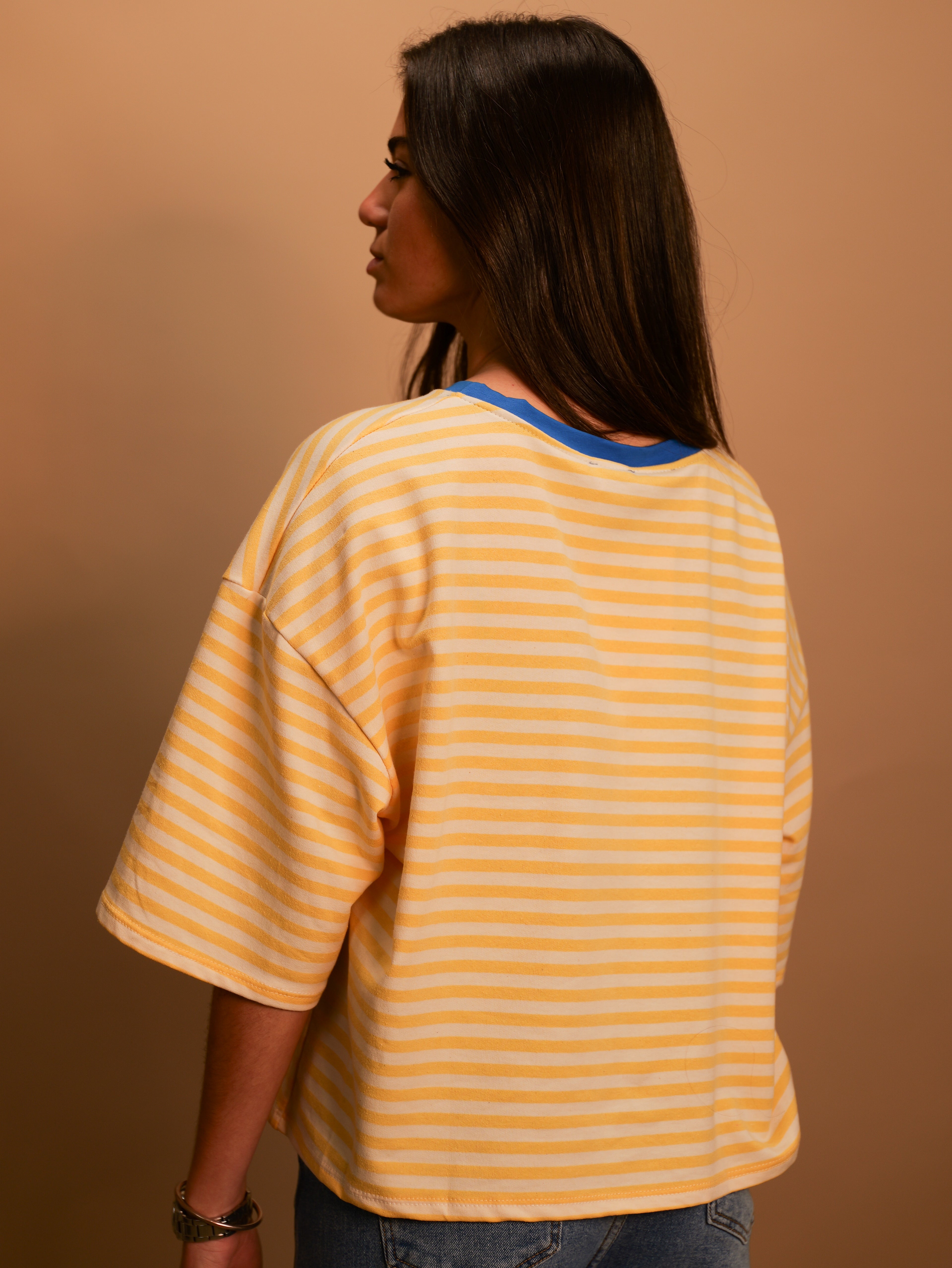 Tee-shirt Gigi jaune col bleu